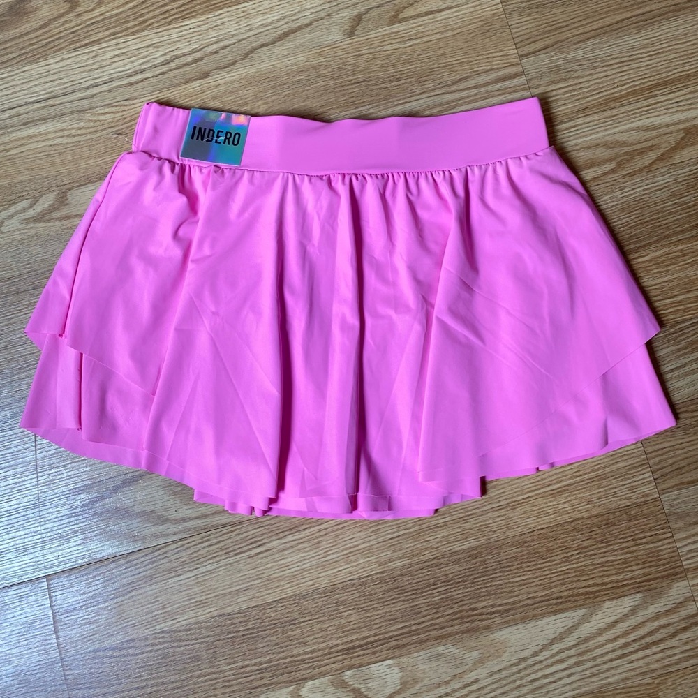 NWT! Court Collection athletic skirt with shorts size Large